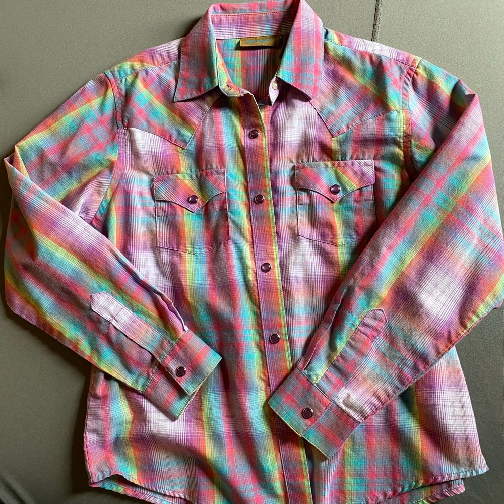 Wrangler girls snap long sleeve button down